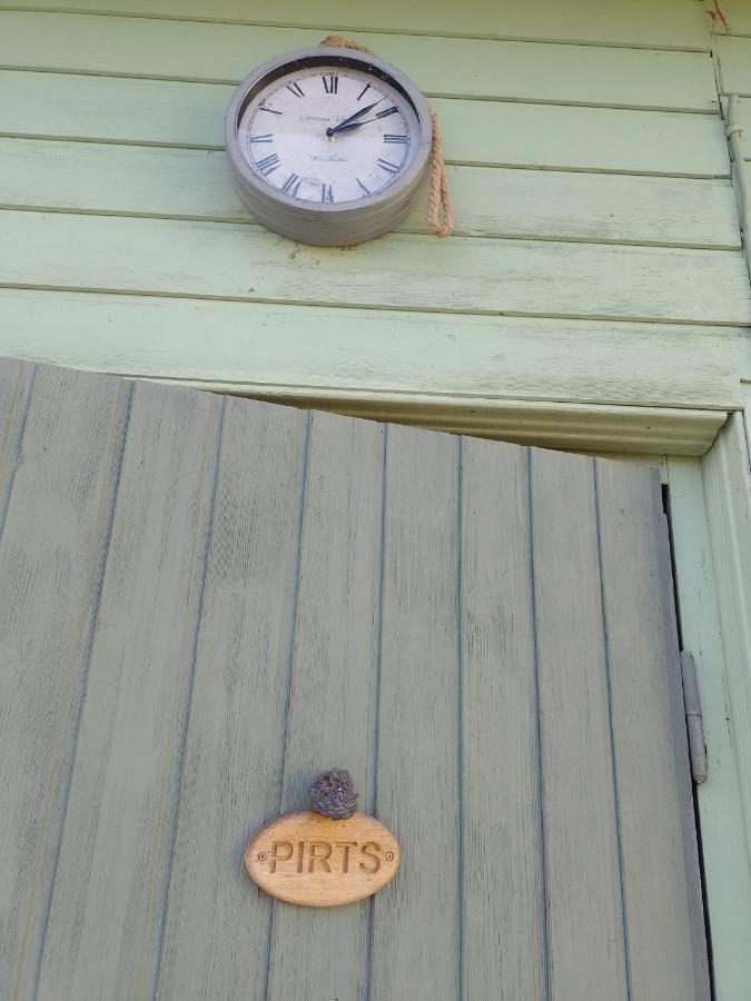 House, Garden & Sauna. Free Parking. Train Stop-200 M. Sea-1 Km. Jūrkalne Extérieur photo